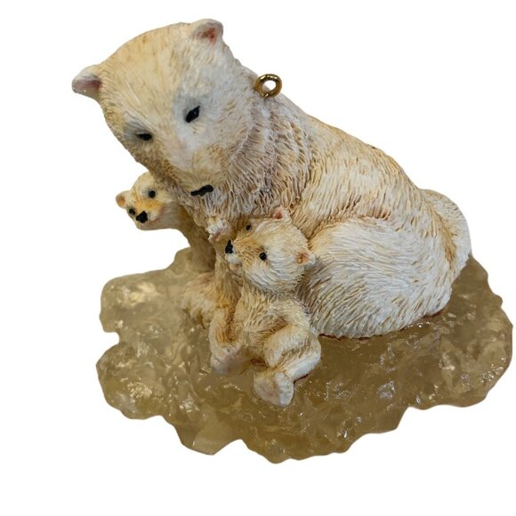 Polar Bear Family Figurine On Ice 3 Bears Statue Resin 3" x 3 1/2" Beige Ocean W - Picture 4 of 6